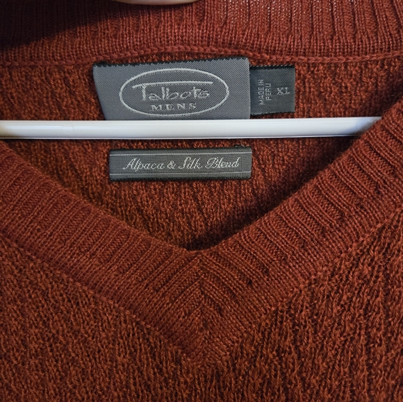 Talbots Men's Red V-Neck Pullover Sweater, Baby Alpaca Wool & Silk, XL - Picture 5 of 8